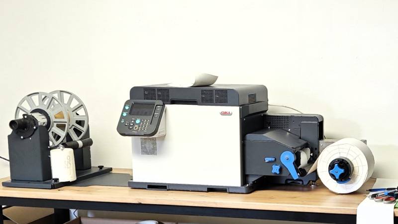 Test: OKI Pro1050 – profesionální tiskárna etiket s pátou bílou barvou ...
