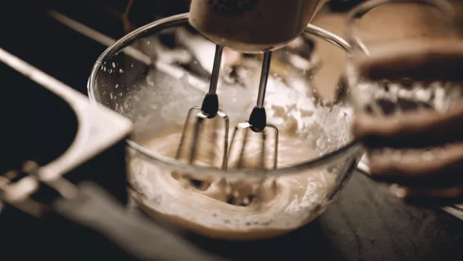 Ruční mixér, šlehač