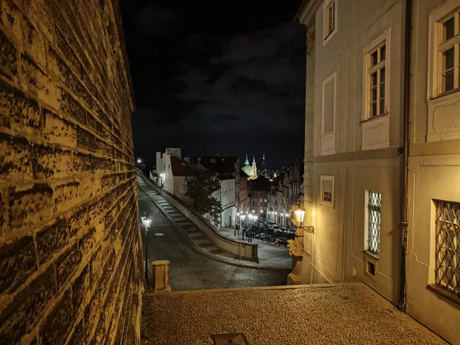 Fotografie z telefonu Motorola Razr 40