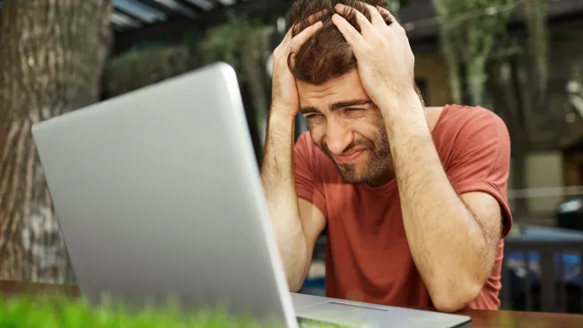 Muž, kterému nefunguje internet