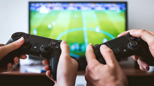 Hraní na PlayStationu 4