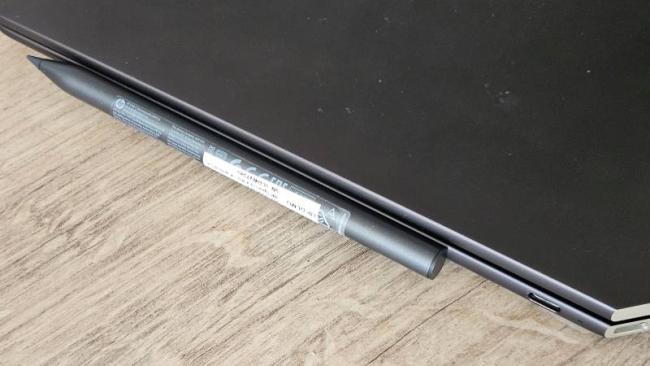 HP Spectre x360 2v1