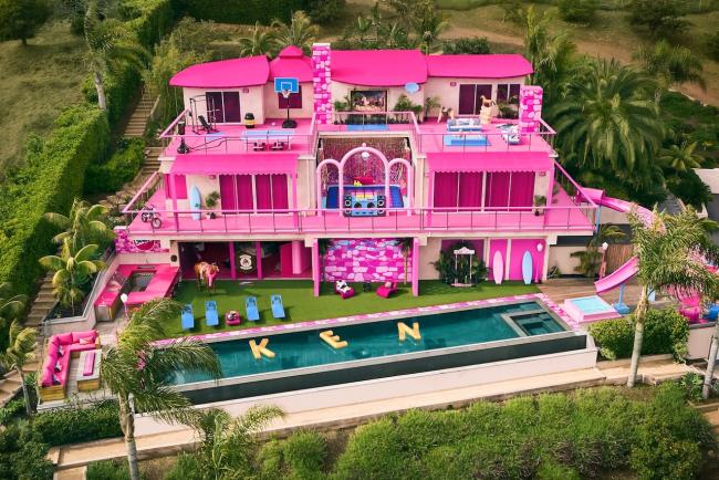 Dům Barbie a Kena