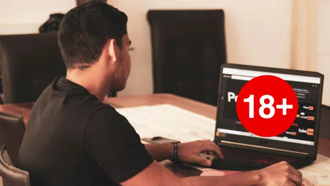 Pornografický obsah 18+