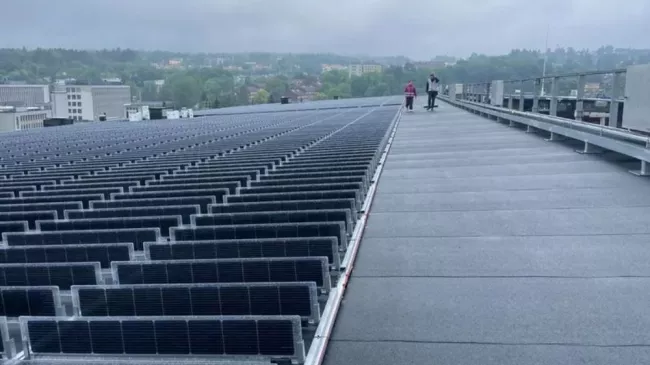 Solární elektrárna