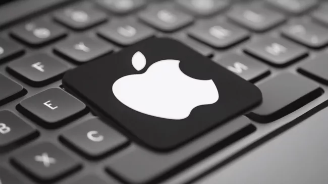 Apple počítač zabudovaný do klávesnice