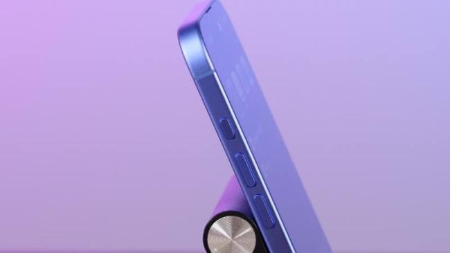 Apple iPhone 16