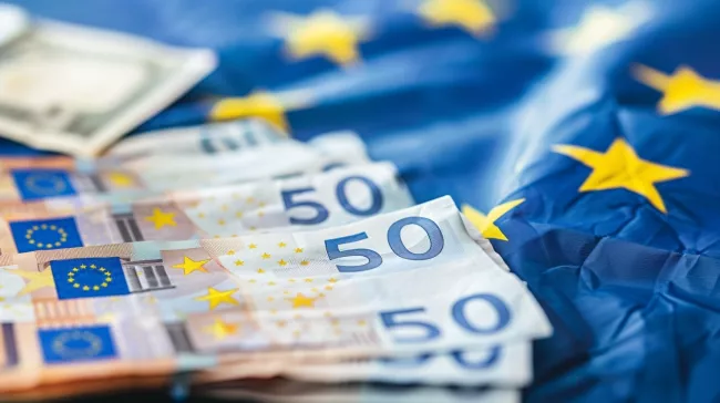 Euro a Evropská unie