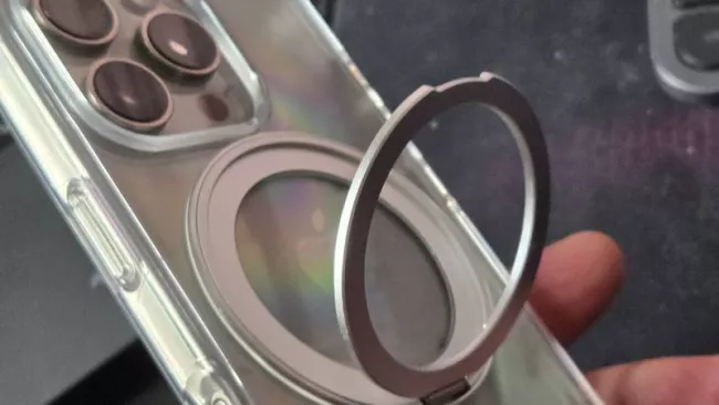 PanzerGlass Care MagSafe KickStand