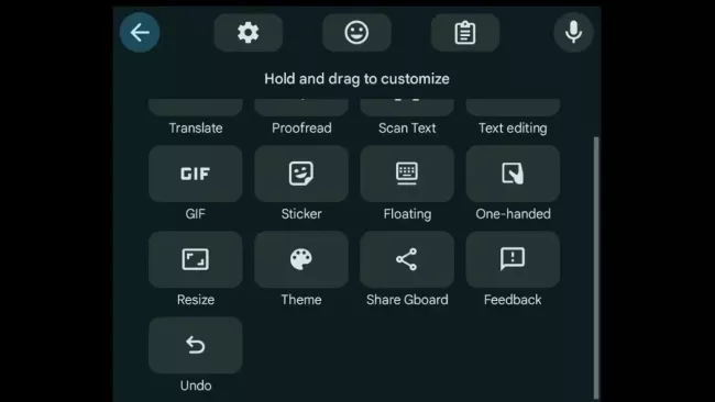 Nové tlačítko "Zpět" na softwarové klávesnici mobilu