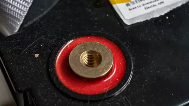 A2D2 baterie Sodium-Ion 12V 100Ah M8