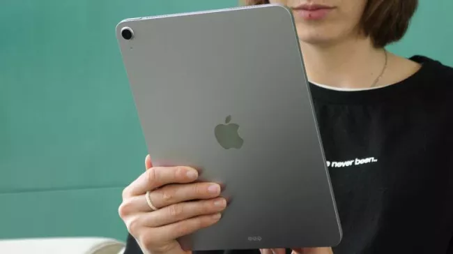 Apple iPad Air 13