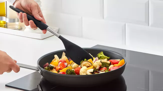 Problémová špachtle Hjälte