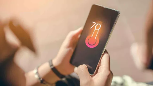 telefon v extrémním vedru, ilustrační