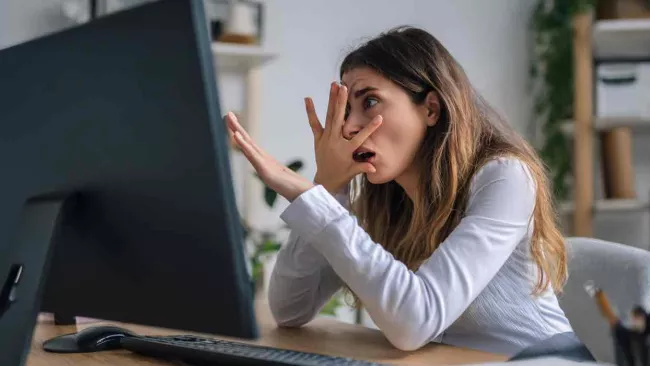 Žena si zavřela prohlížeč se 7 tisíc záložkami