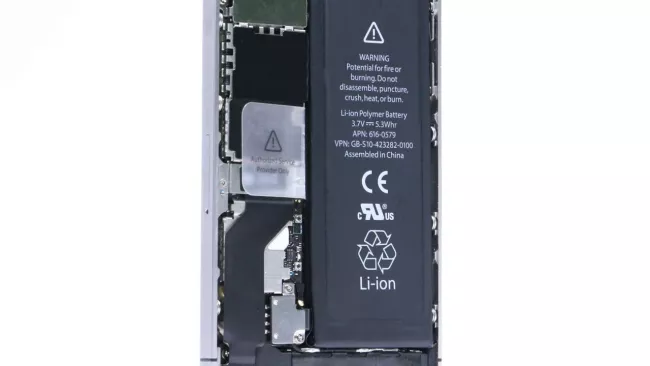 Logo CE na baterii mobilu