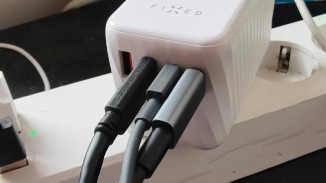 Cestovní napájecí adaptér Fixed Voyager Travel GaN PD 120W 