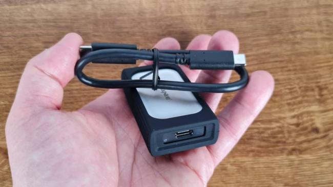Kingston XS2000