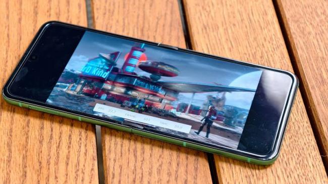 Motorola Razr 60