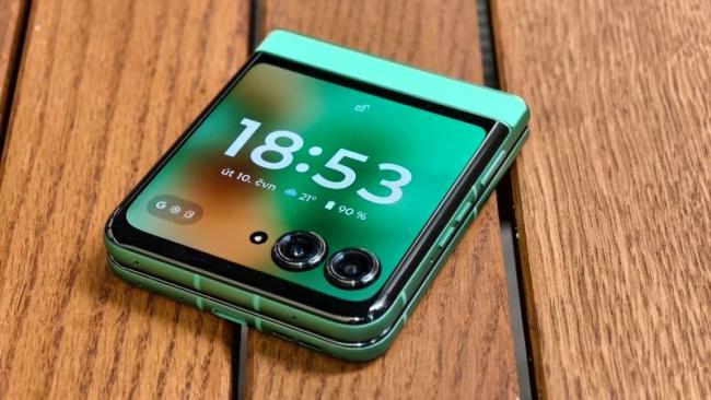 Motorola Razr 60
