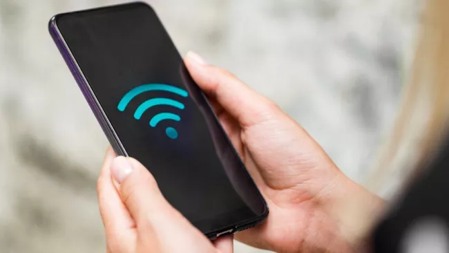 Symbol Wi-Fi na displeji smartphonu