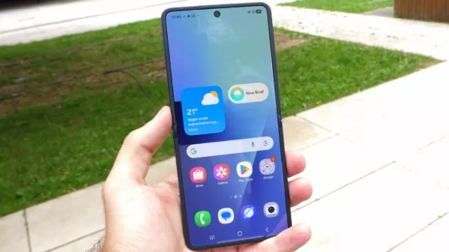 Samsung Galaxy Z Flip 7