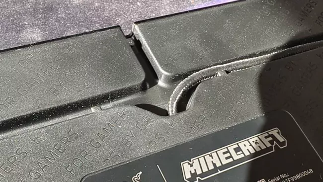 Razer BlackWidow V4 X Minecraft Edition