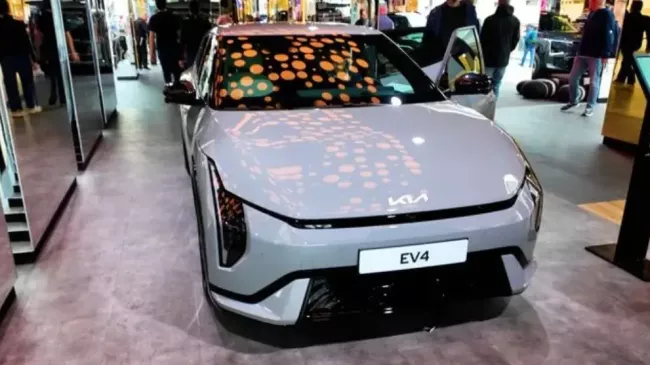 Kia EV4