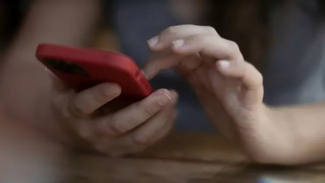 Psaní textu na mobilu