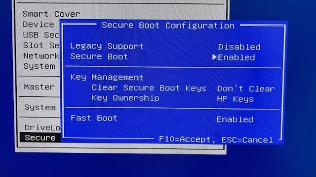 Konfigurace funkce Secure Boot