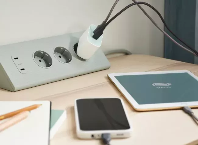 Nabíječka IKEA Sjoss