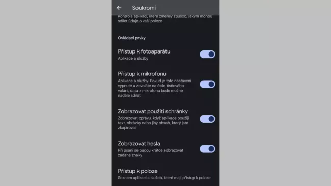 Aplikace: Přístup k poloze telefonu