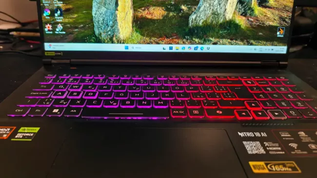 Acer Nitro 18 AI
