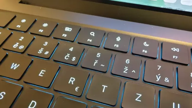 Apple MacBook Pro (M5)