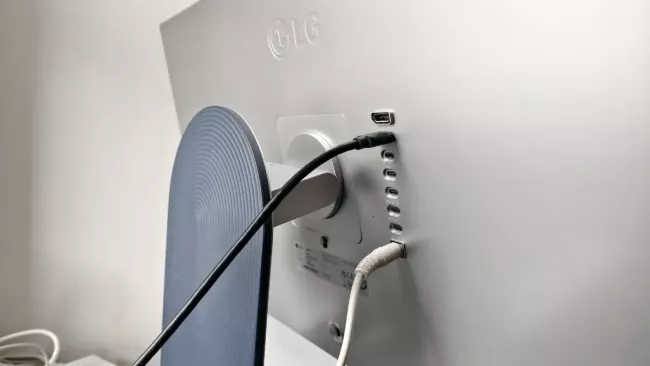 LG UltraFine 32U990A-S