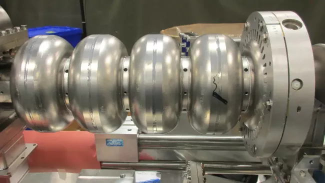 Urychlovač částic