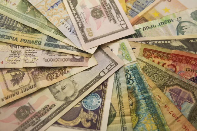 Peníze, hotovost, bankovky