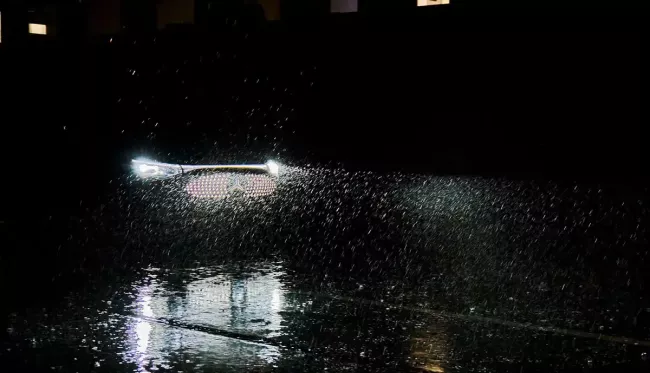 Bezpečnostní systémy vozů za deště a mlhy