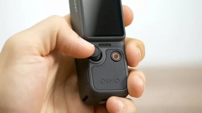 DJI Osmo Pocket 4