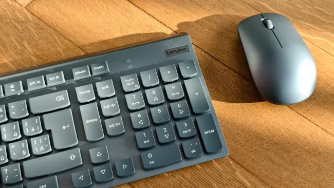 Lenovo Yoga AIO 27i Gen10