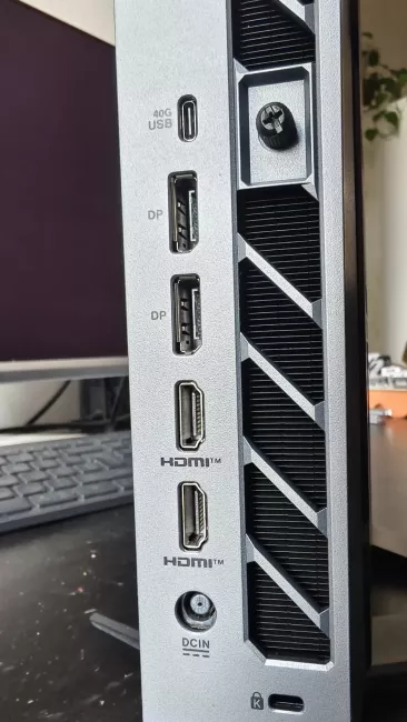 Asus ROG GR70