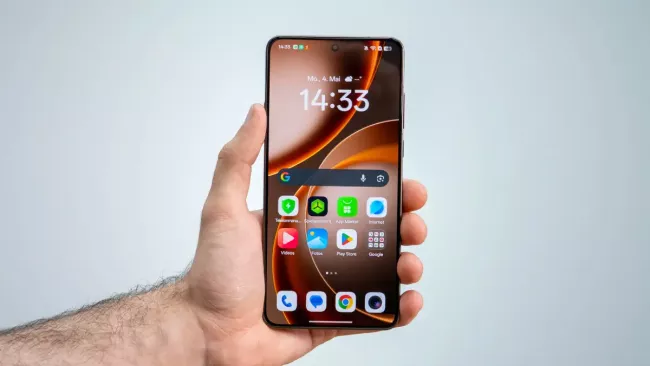 Videorecenze Oppo Find X9 Ultra: Nový král mezi telefony. Tahle kombinace výkonu a zoomu překonává slavnou konkurenci