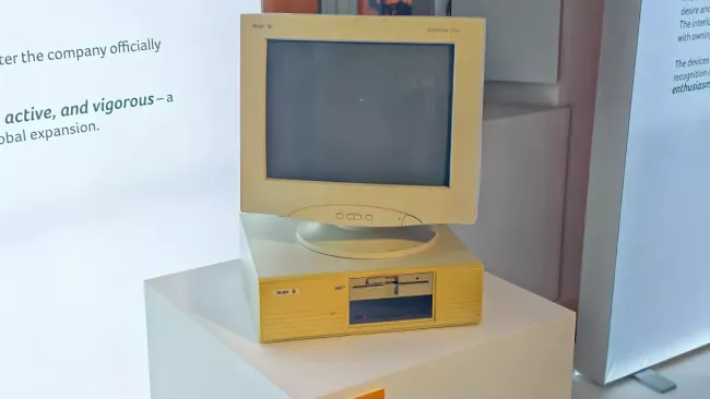 AcerAcros 500+