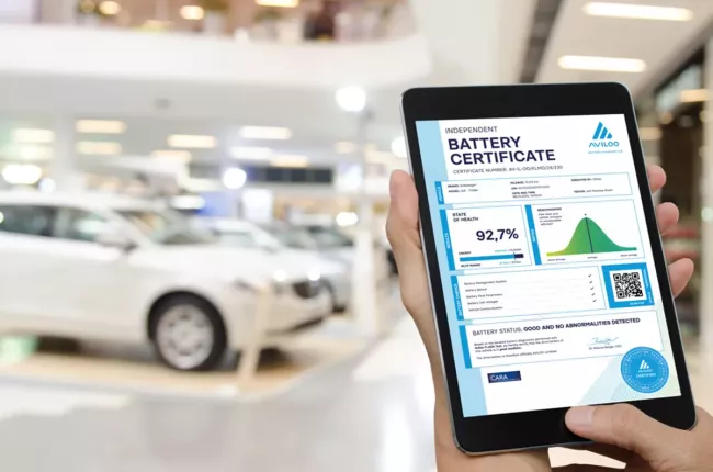 Protokol certifikátu baterie na displeji přenosného zařízení