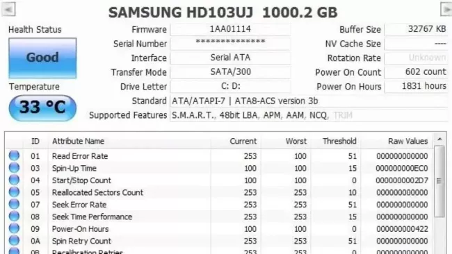 Prostředí programu Crystal Disk Info