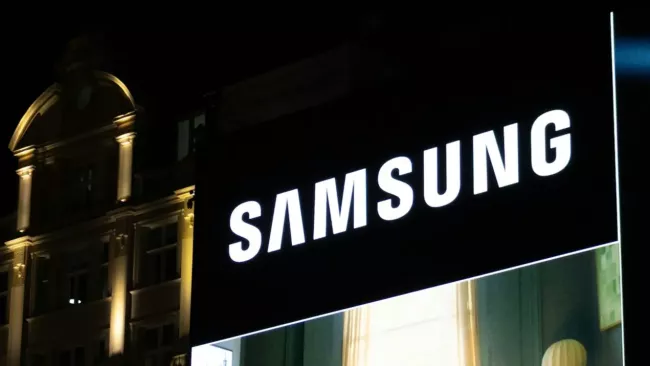 Logo Samsung na zdi budovy