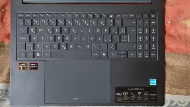 Acer Swift Go 16 AI