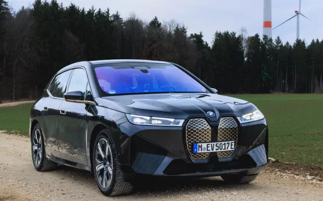 BMW iX xDrive 45