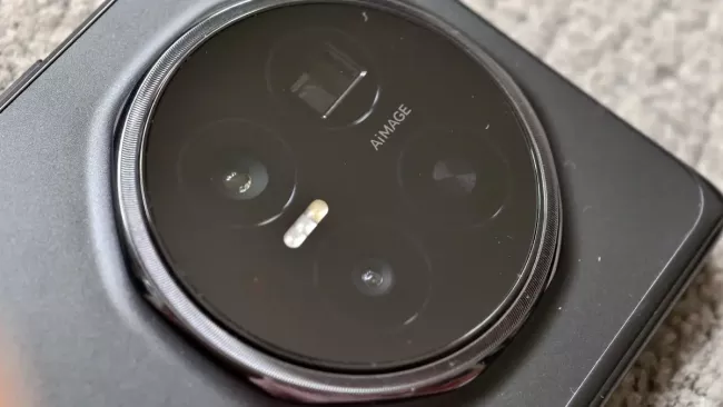 Honor Magic V6