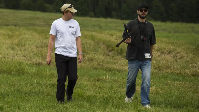 Švédský dron K100XR je lákavý díky své miniaturní velikosti, rychlost letu přes 300 km/h a speciálnímu bojovému režimu.